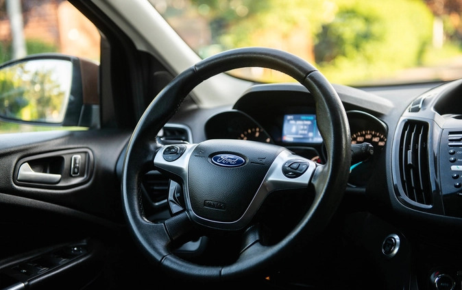 Ford Kuga cena 45900 przebieg: 159000, rok produkcji 2014 z Szczecin małe 781